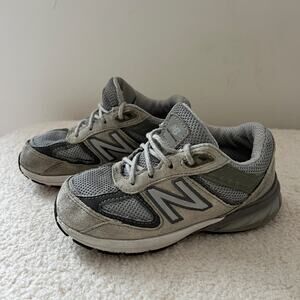 NEW BALANCE 990v5 / 990 Toddler Size 9 US